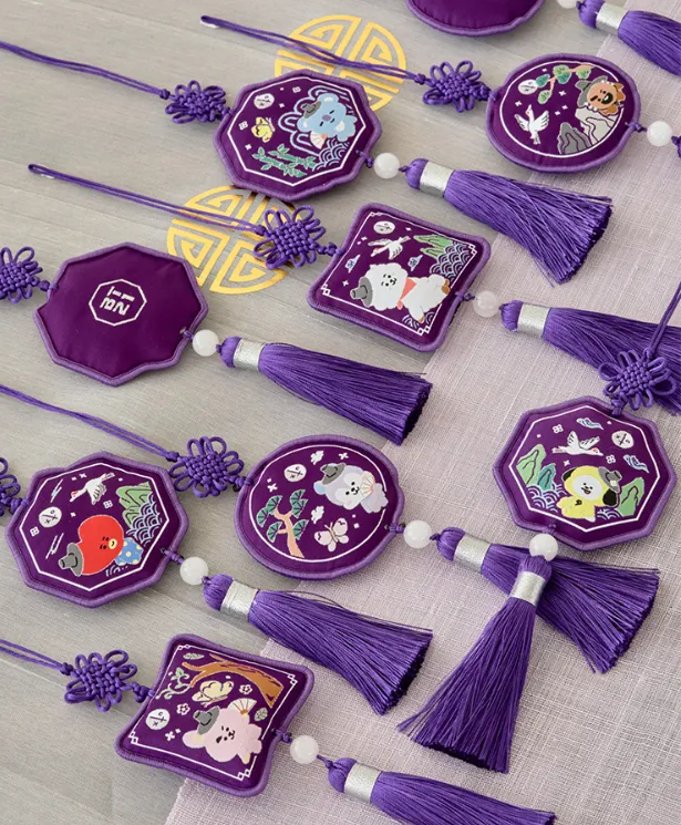 BT21 Traditional Norigae (노리개) Charm
